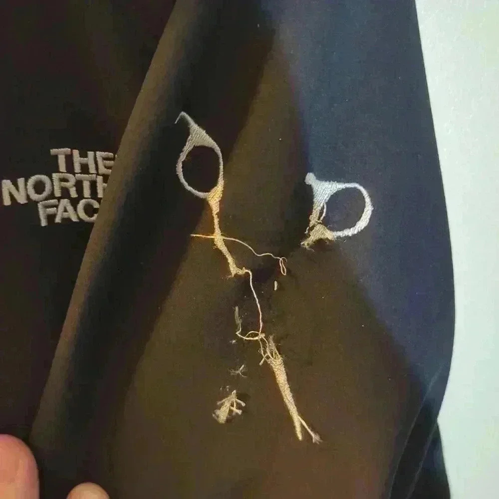 The North Face, black jacket, large - Picture 5 of 9